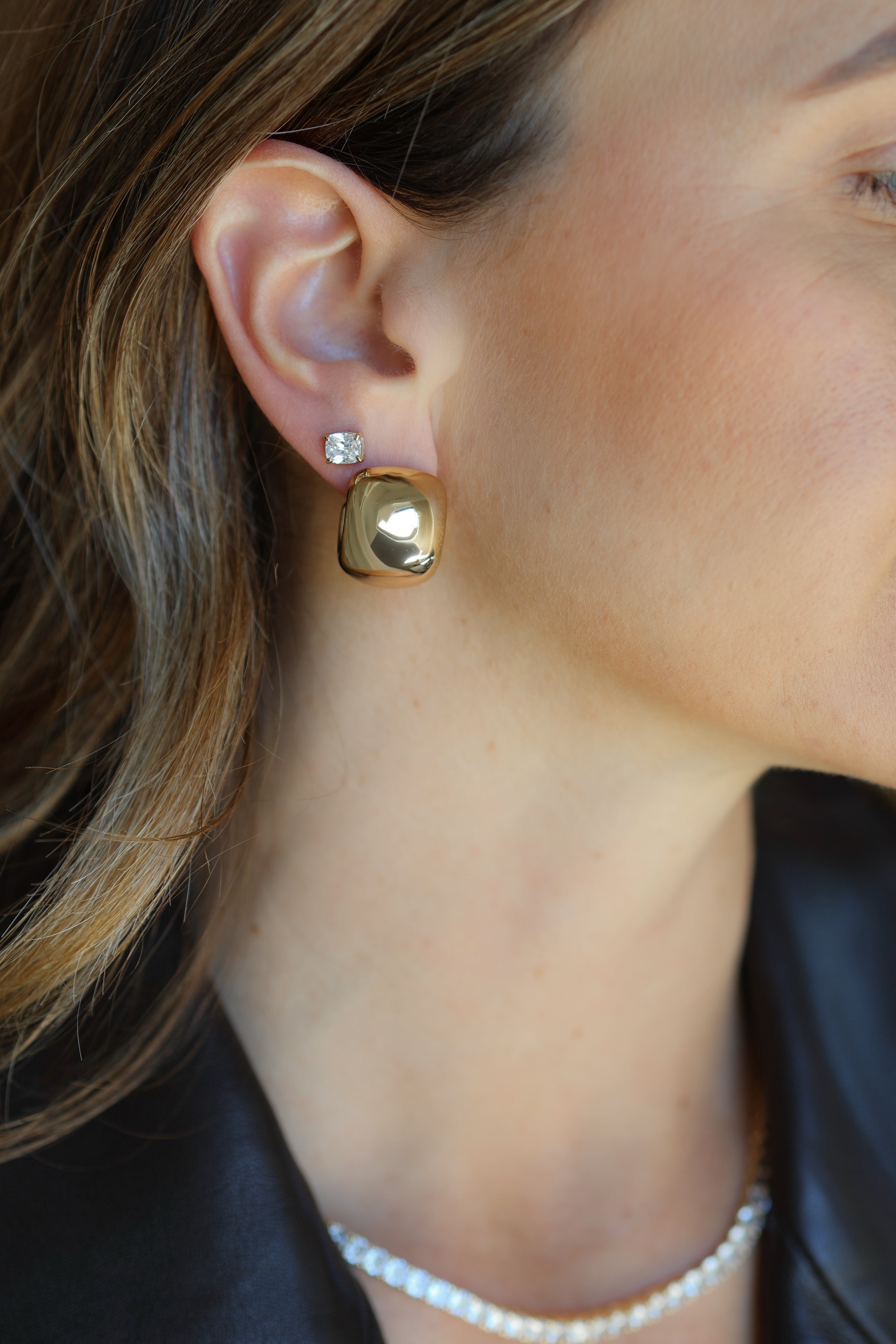 Camilla Hoops