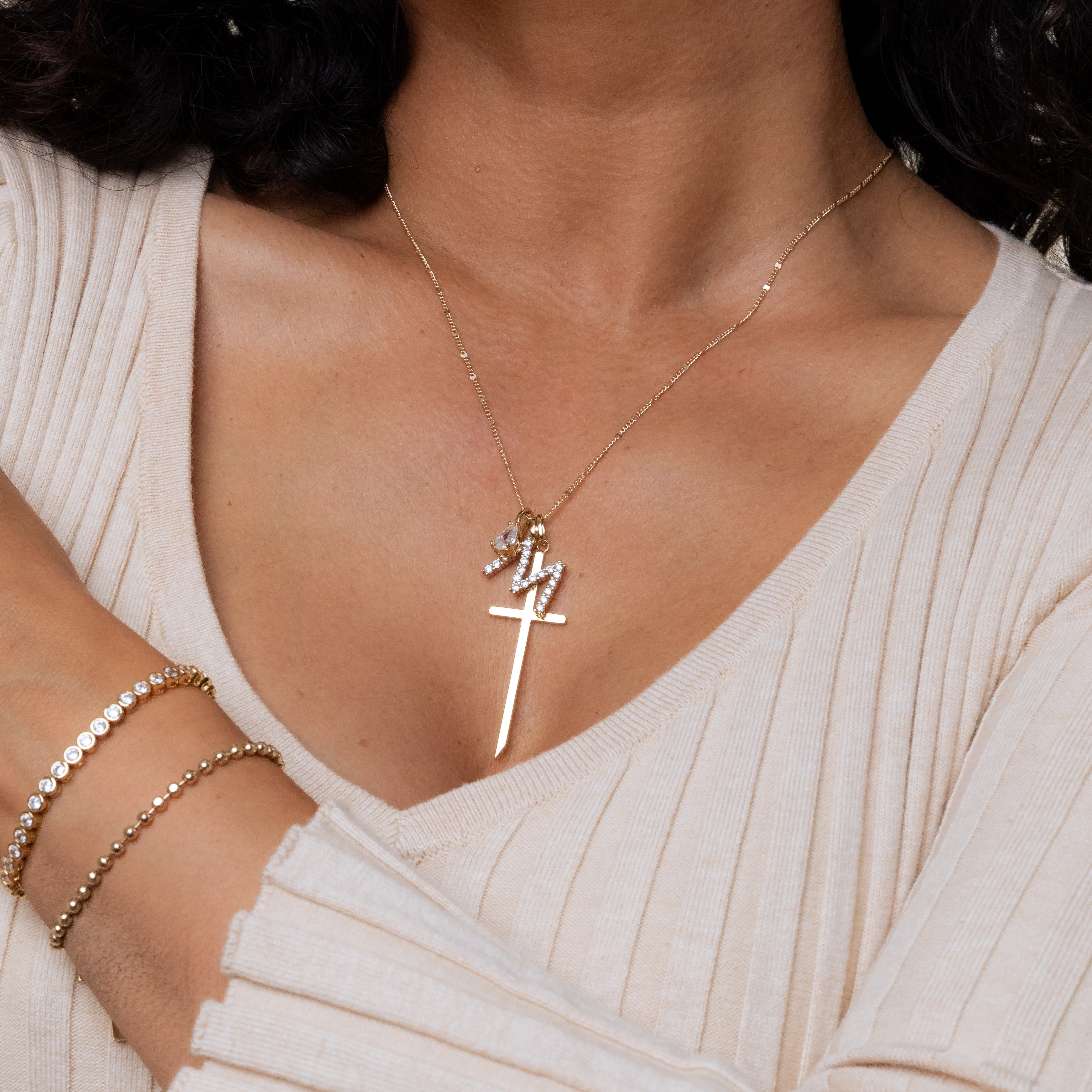 How to Incorporate Cross Jewelry into Your Everyday Style