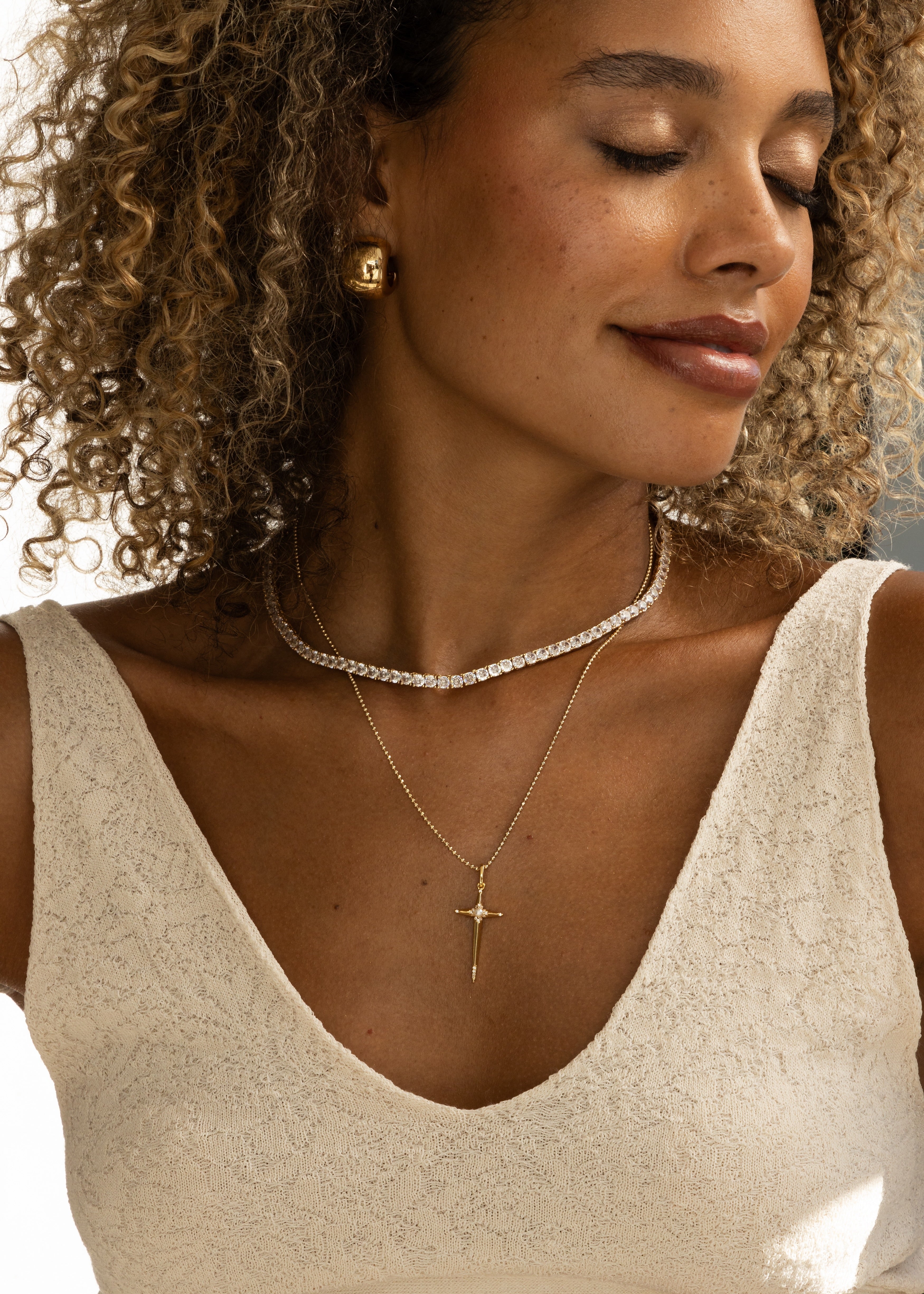 Camilla Hoops