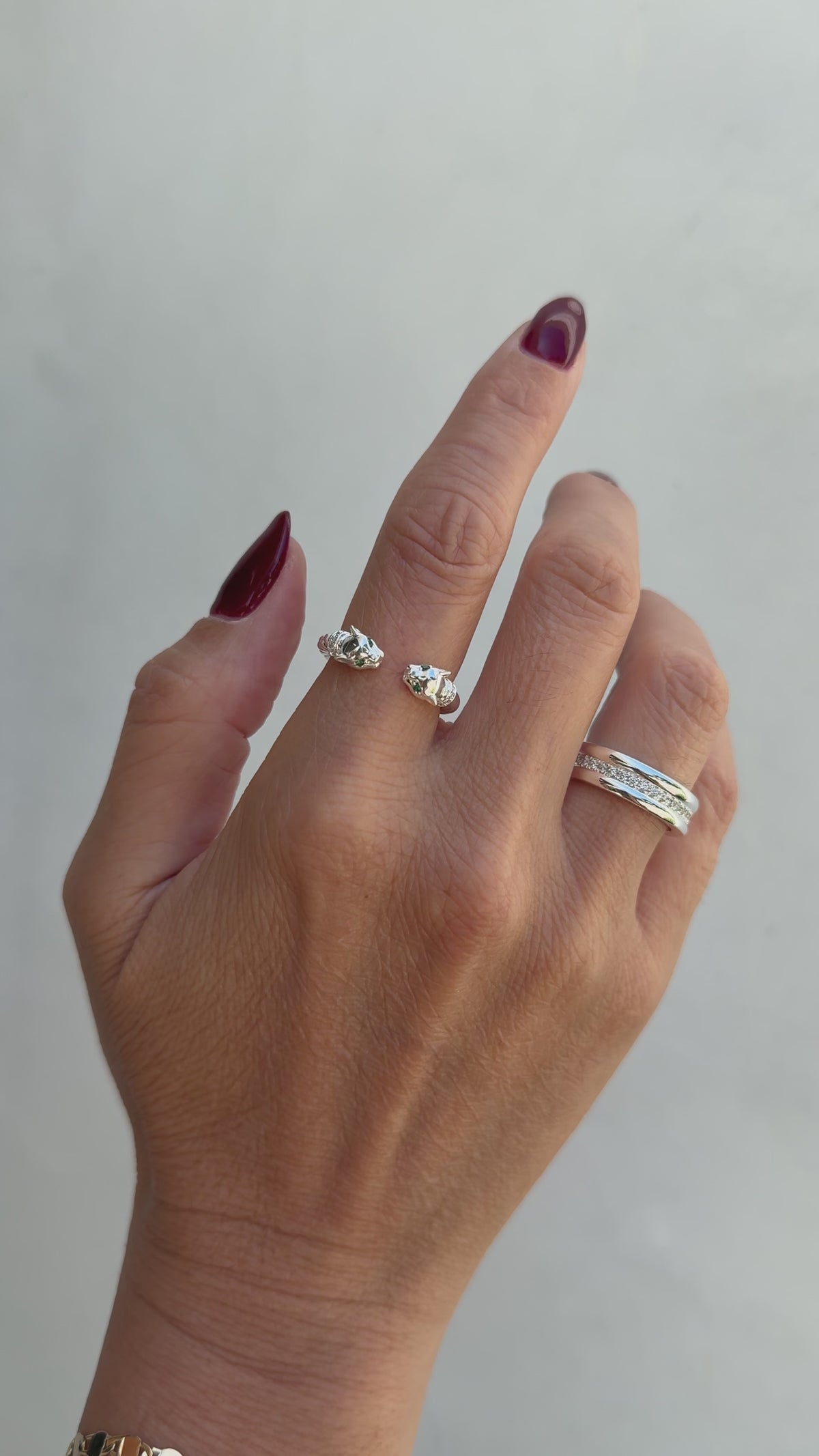 Beautiful model video of the silver Ariana Ring paired with the silver panther ring. 